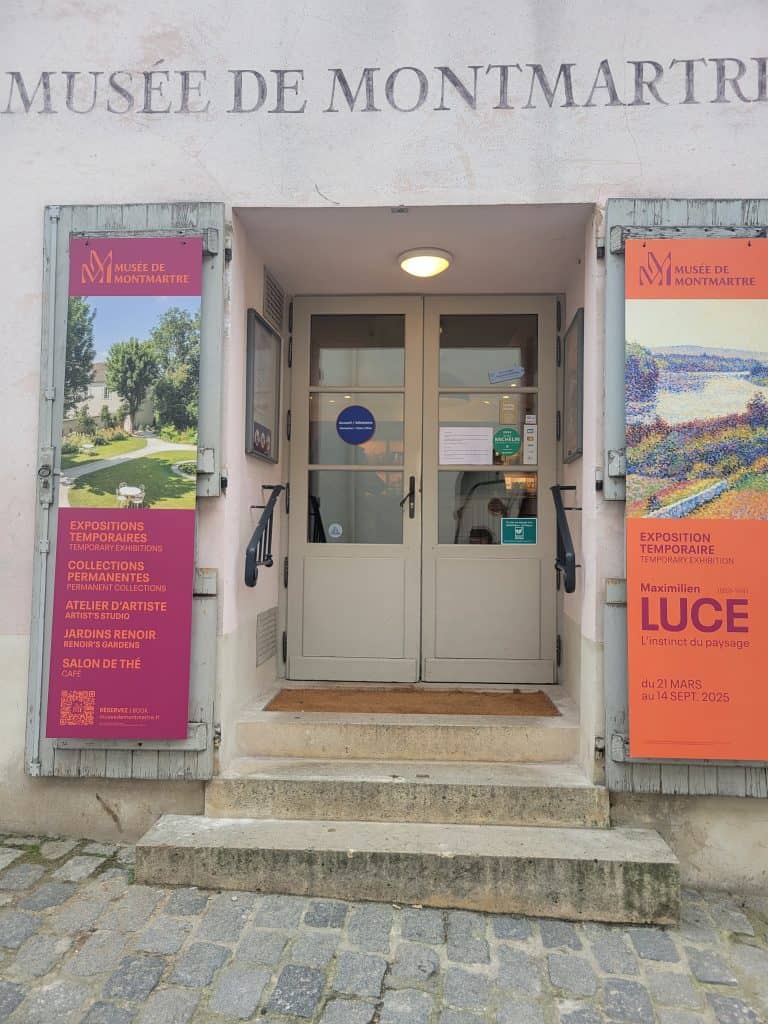 The front entrance of the Montmartre Museum in Paris